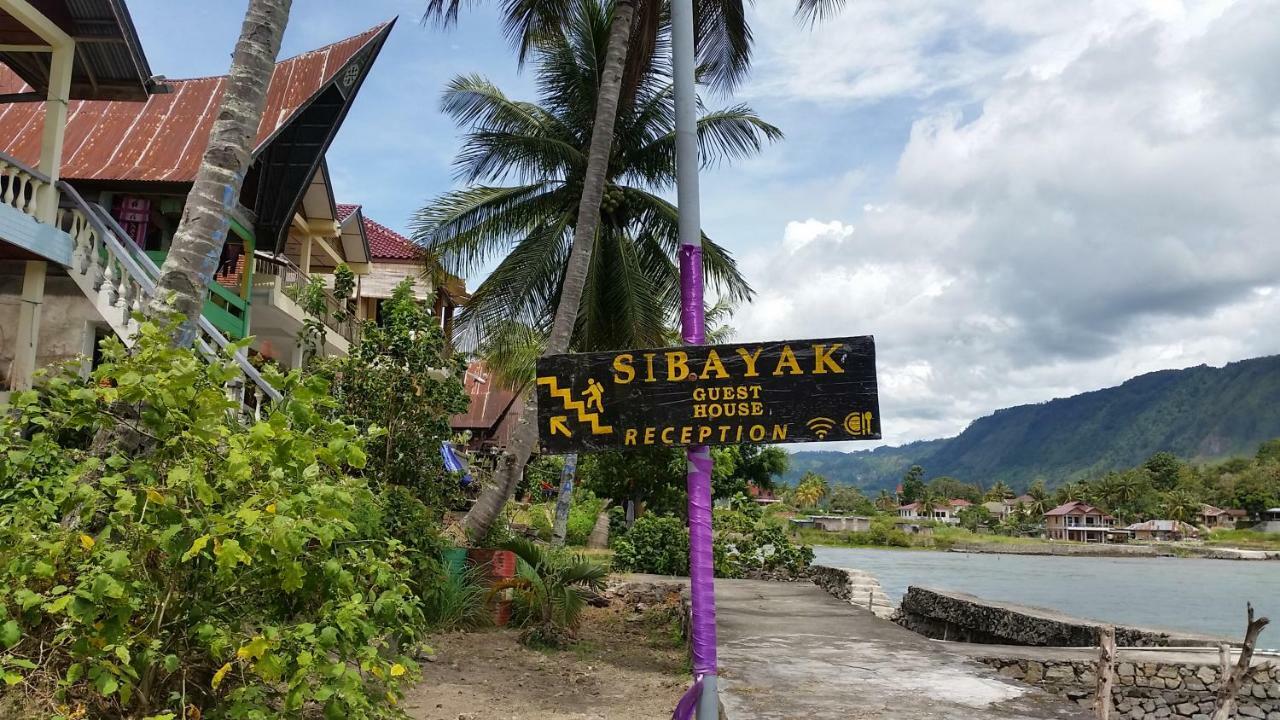 Sibayak Guesthouse Tuk Tuk Exterior foto